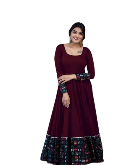 Women's Rayon Solid Pattern Full Sleeve Full Stitched Gown